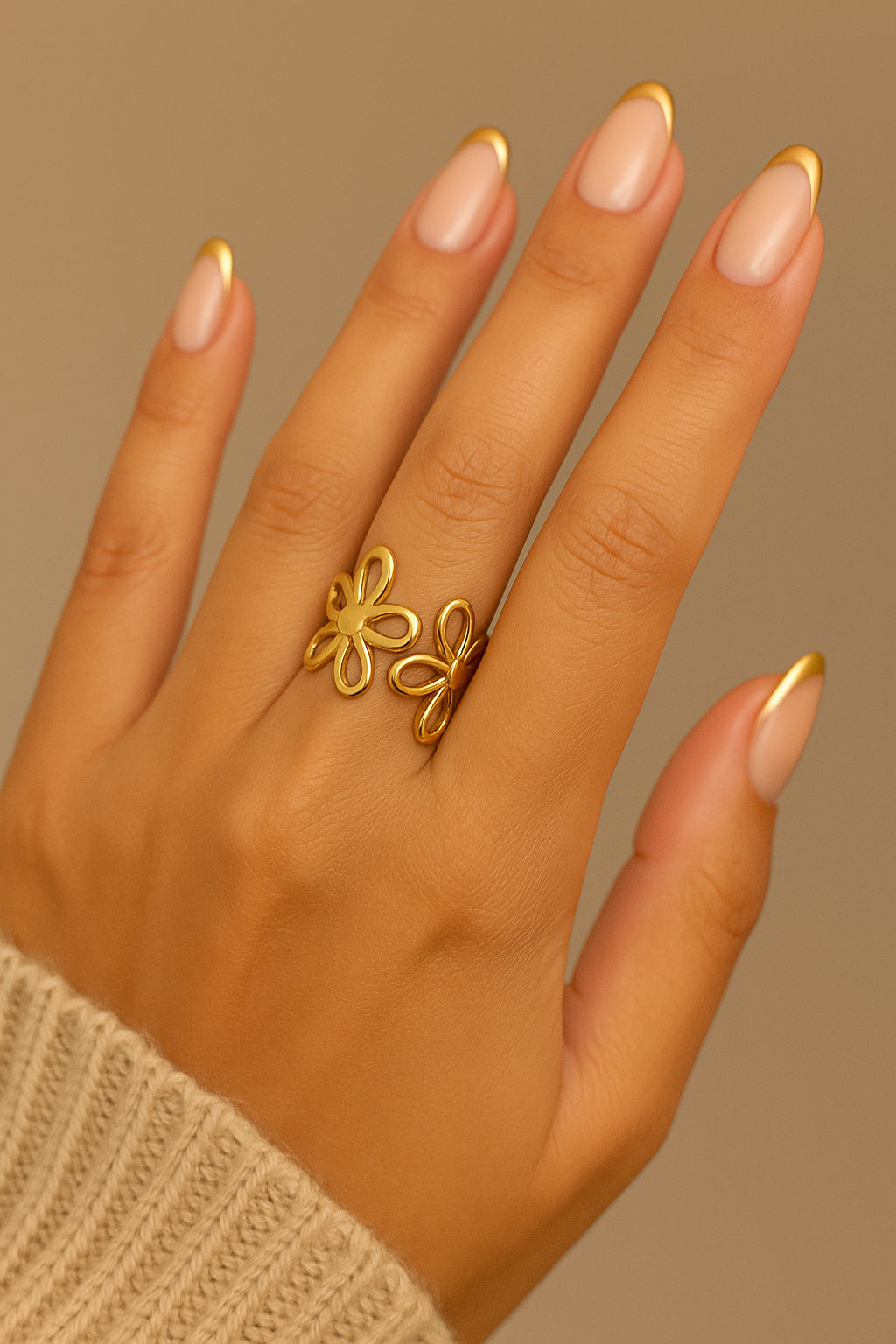 LULU FLOWER RING