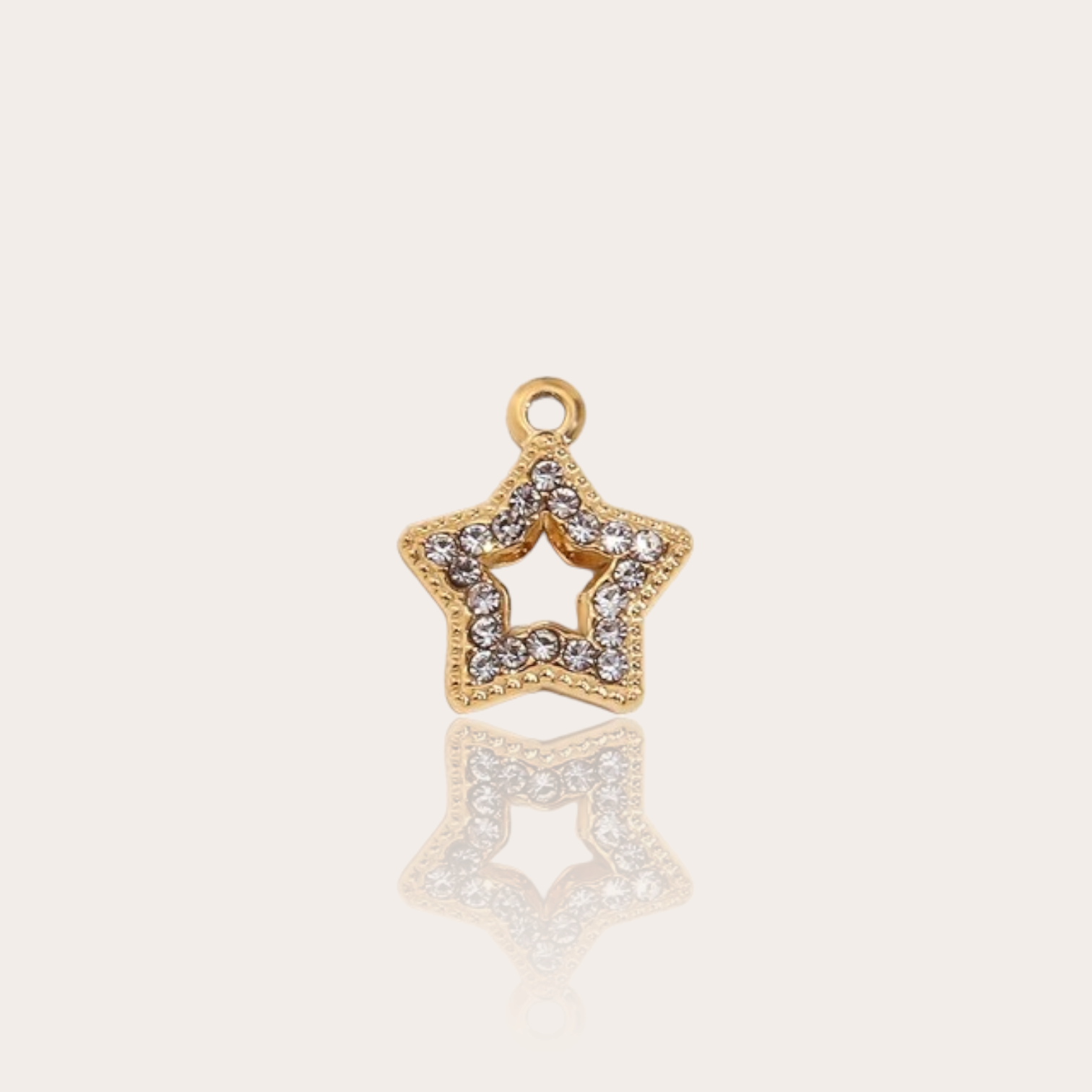 Diamante star charm