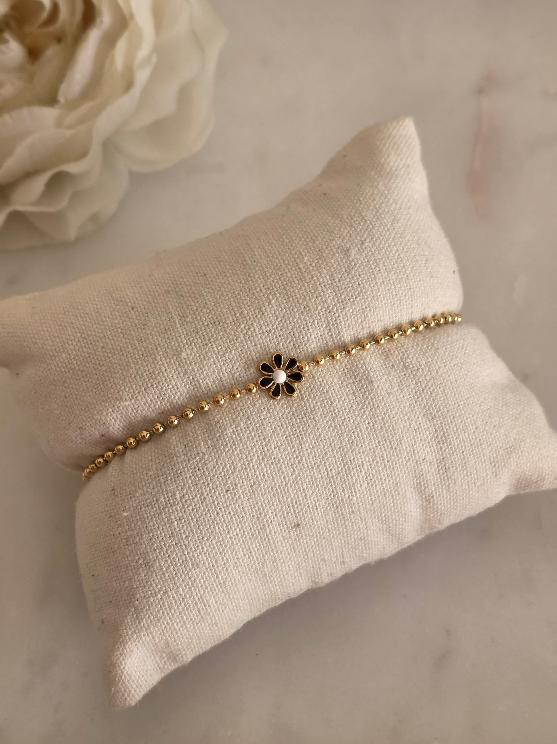 Daisy Beaded bracelet