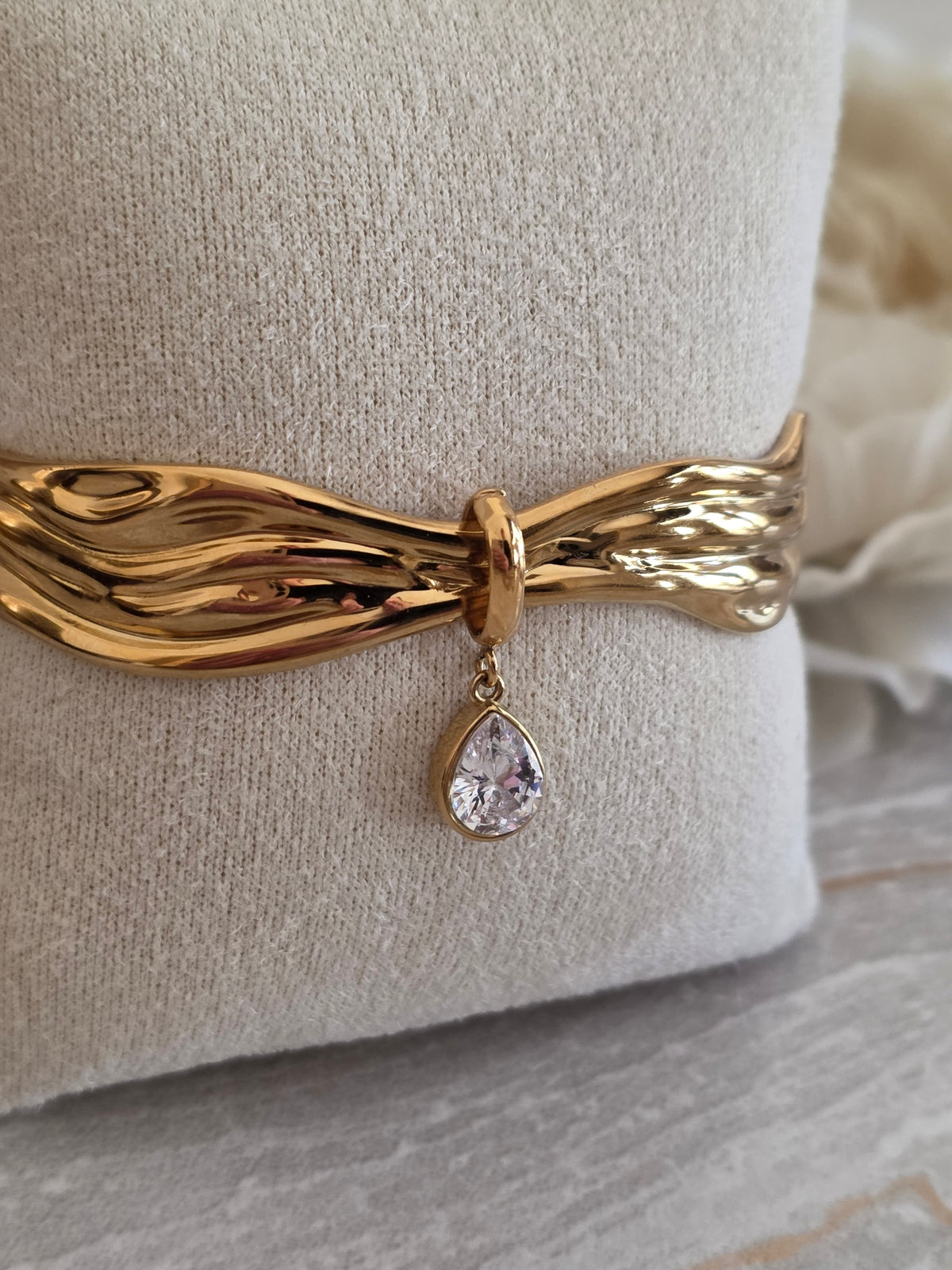 ZINA CUFF BANGLE