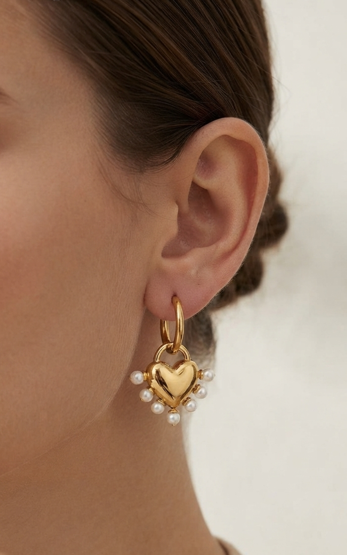 ALMINA HEART PEARL EARRINGS