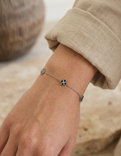 ALEENA CLOVER BRACELET SILVER
