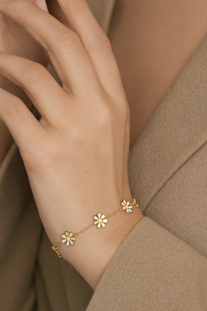 JALE DAISY FLOWER BRACELET