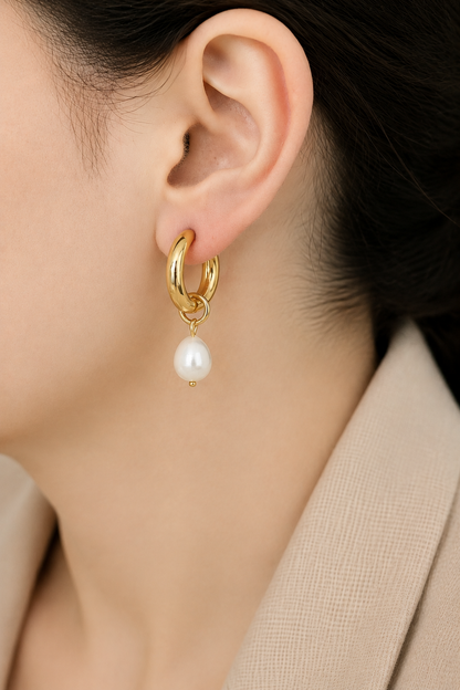 MELARA PEARL HOOP EARRINGS