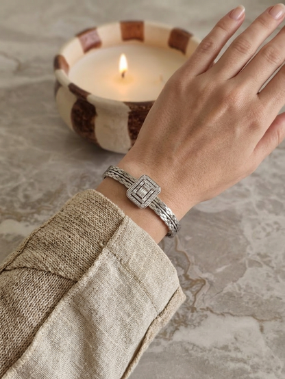 AYSAR BANGLE