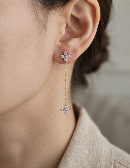 MIA LONG CLOVER EARRINGS