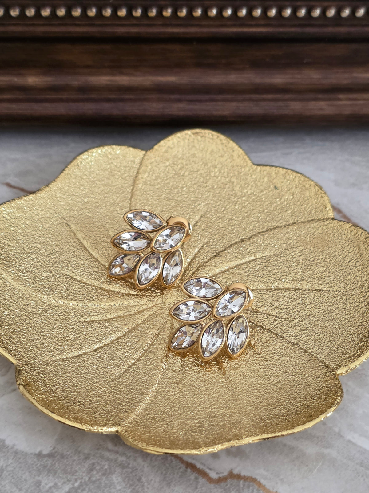 BELLA EARRINGS