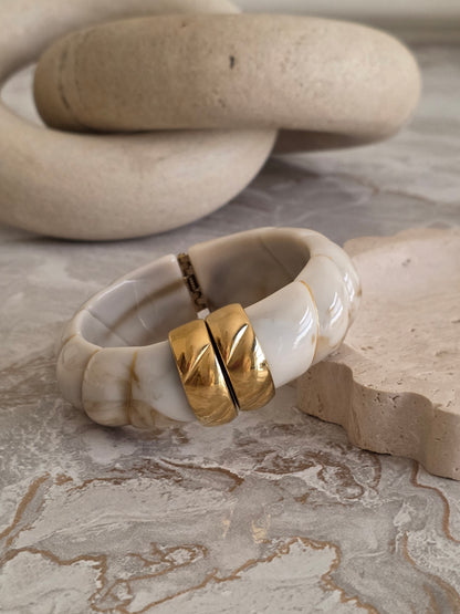 AZIZAH ACRYLIC BANGLE