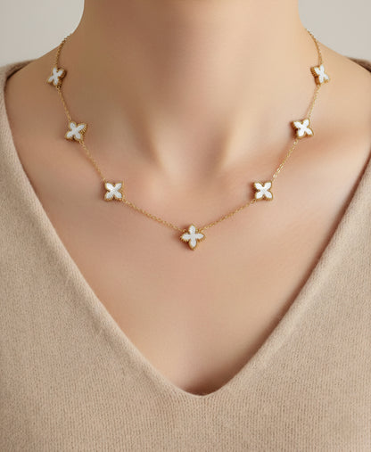JOYA CLOVER NECKLACE