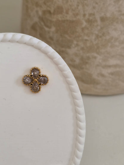 ARAY CLOVER EARRINGS