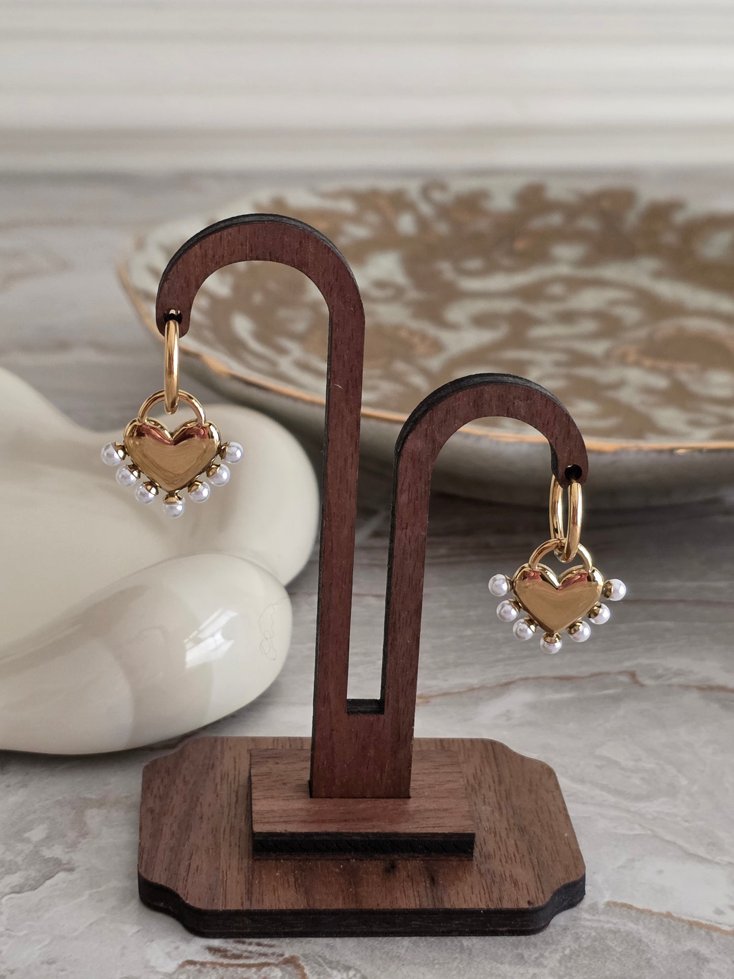 ALMINA HEART PEARL EARRINGS
