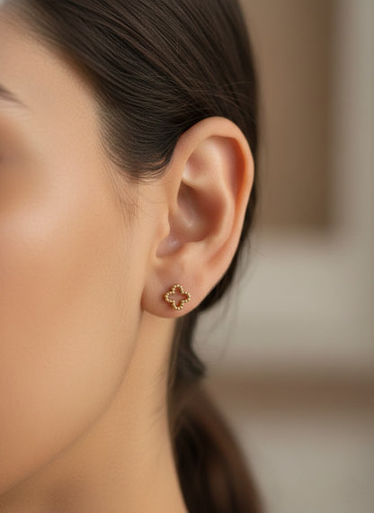 MINI CLOVER EARRINGS