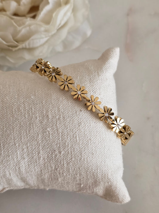 Gold flower bangle