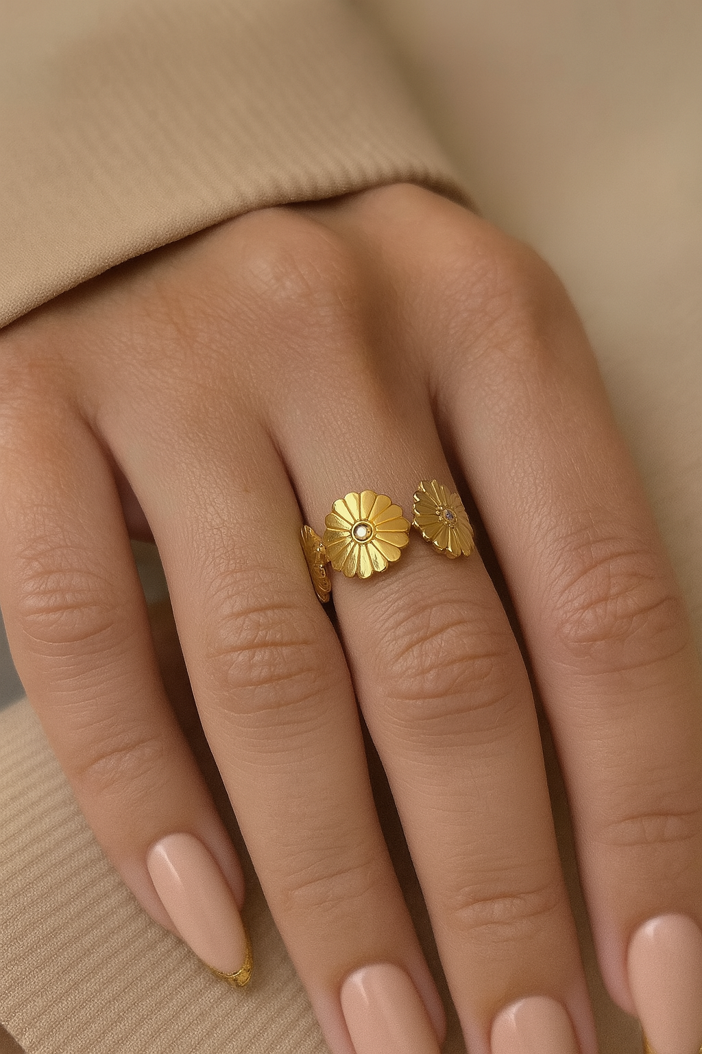 IVA RING