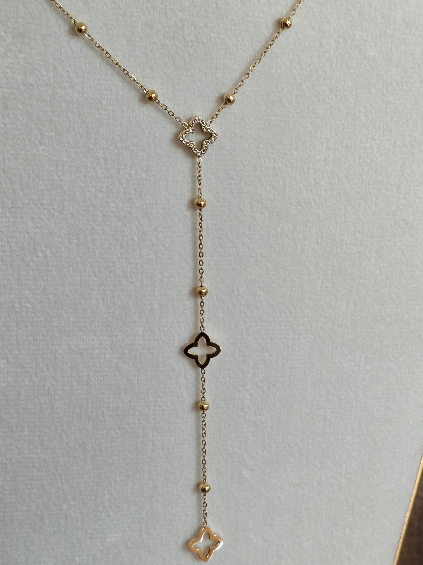 DELIAH CLOVER NECKLACE