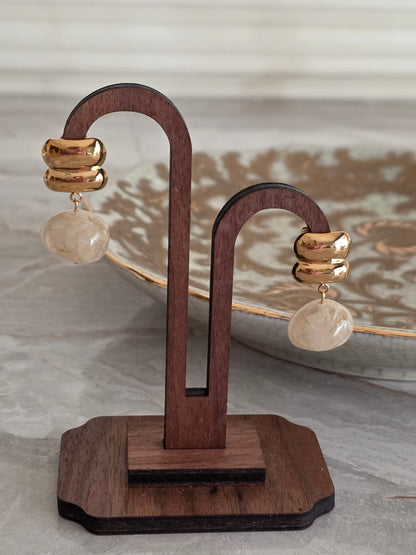 Gold beige resin Earrings