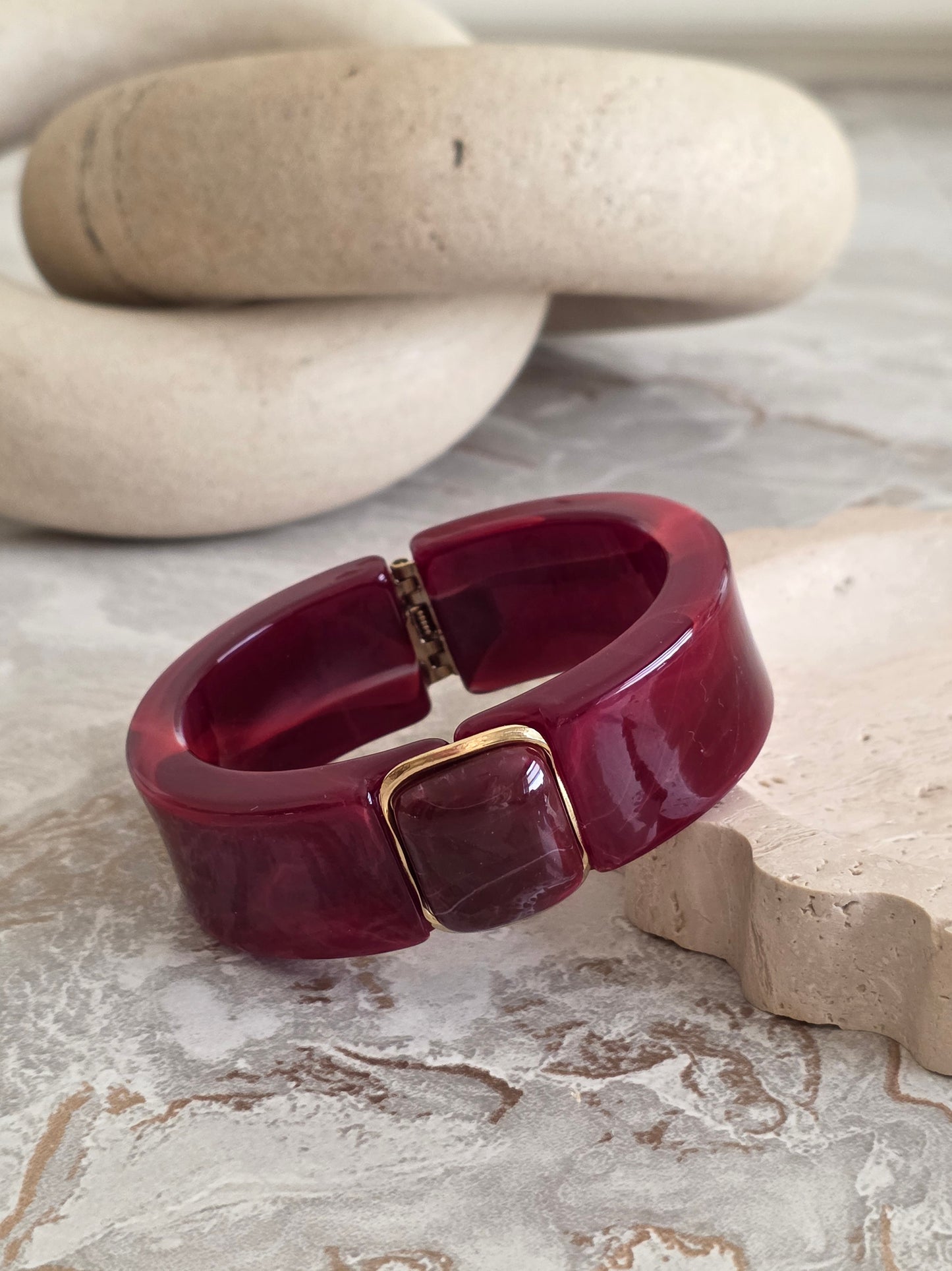 AYESHA ACRYLIC BANGLE