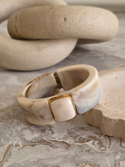 AYESHA ACRYLIC BANGLE