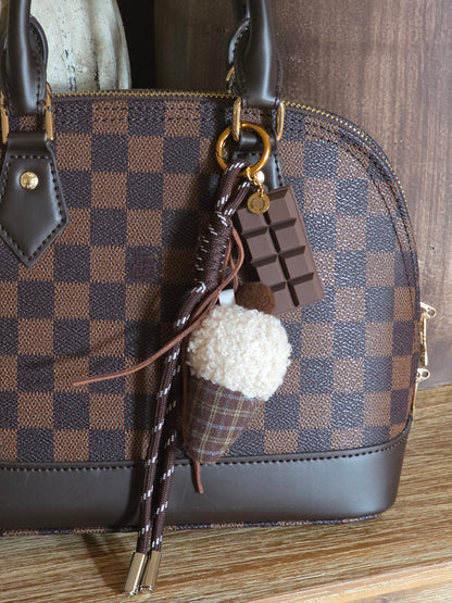 CUTE & FUN KEY CHAIN