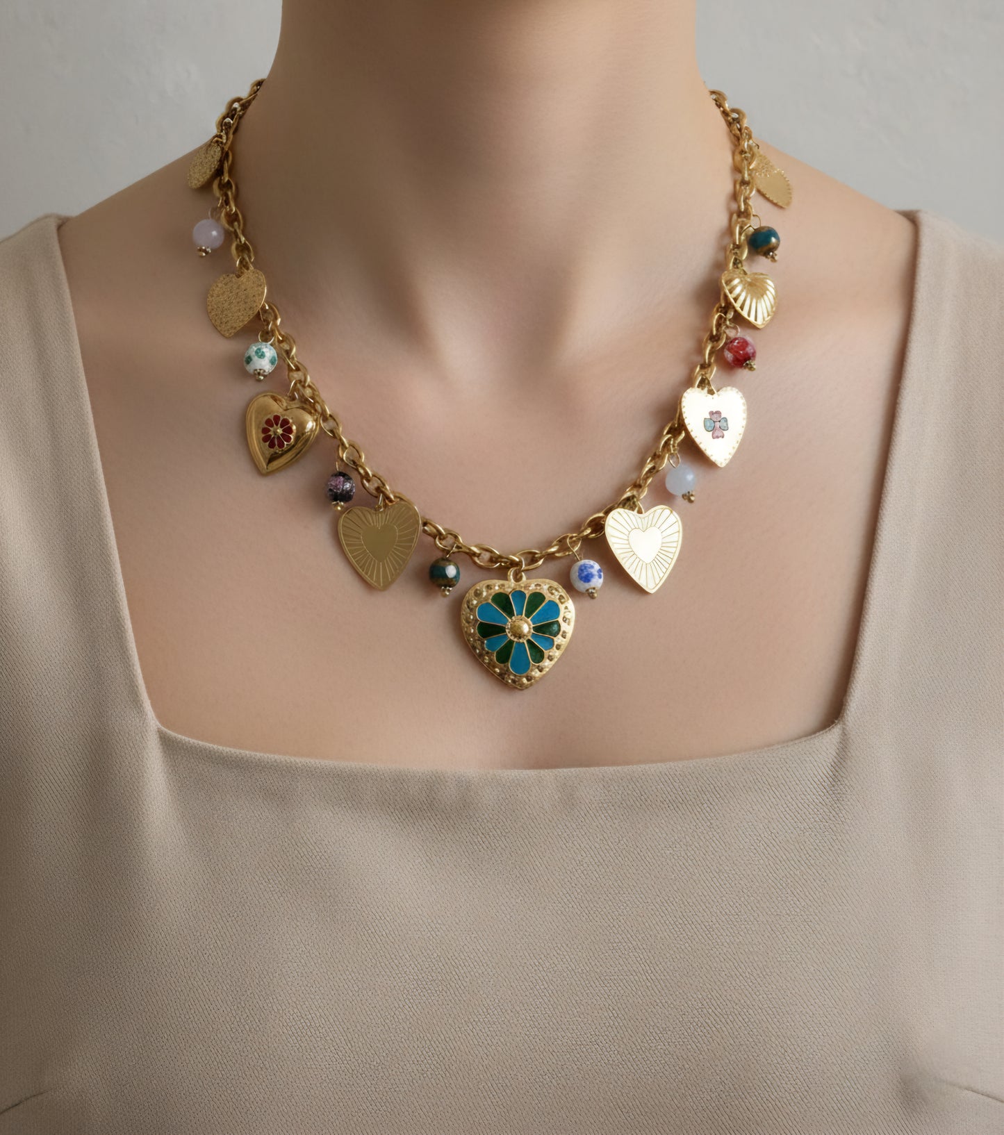 VINTAGE HEART CHARM NECKLACE