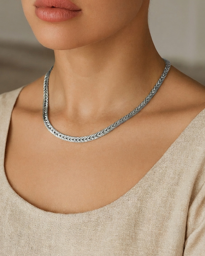 LALIDAN NECKLACE SILVER