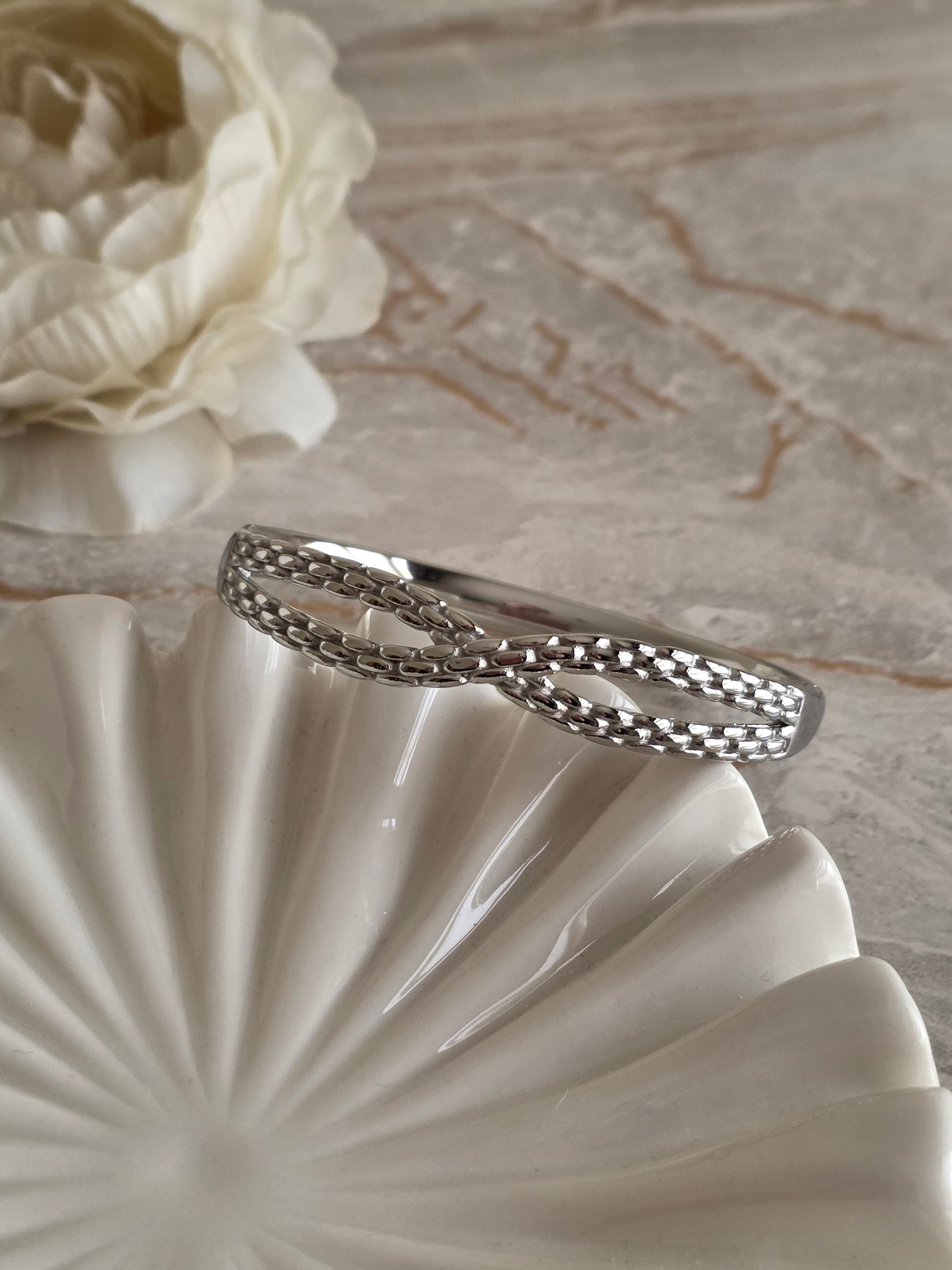 silver twist bangle