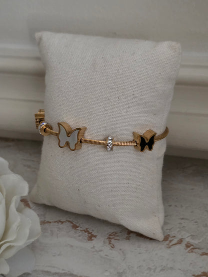 FERA BUTTERFLY BANGLE