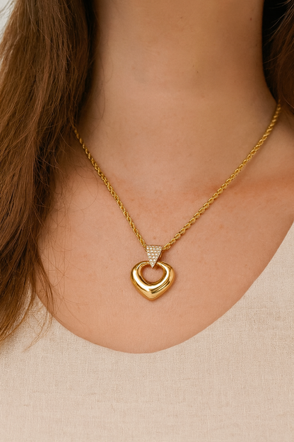 VERAN NECKLACE