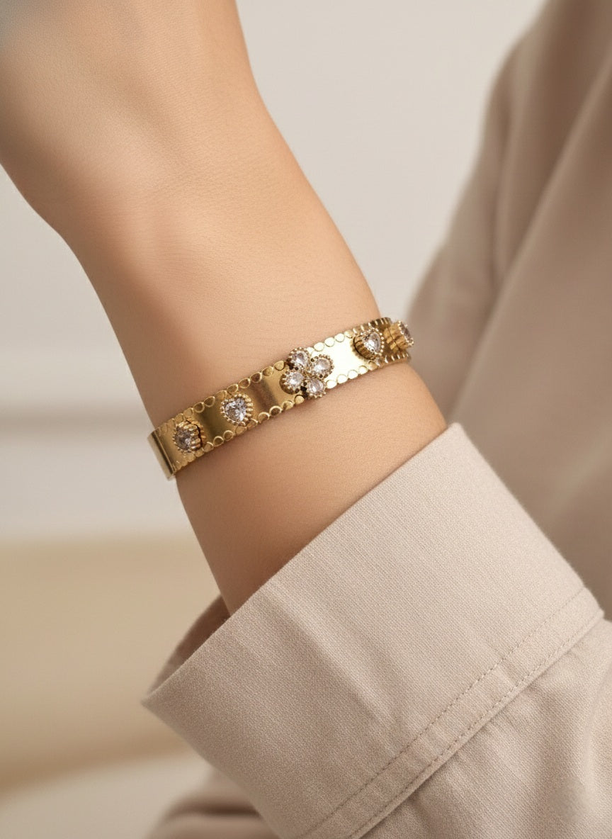 KALISA CLOVER BANGLE