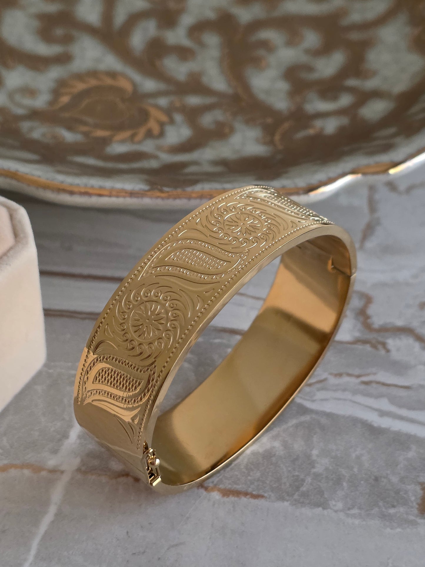SAMARA BANGLE