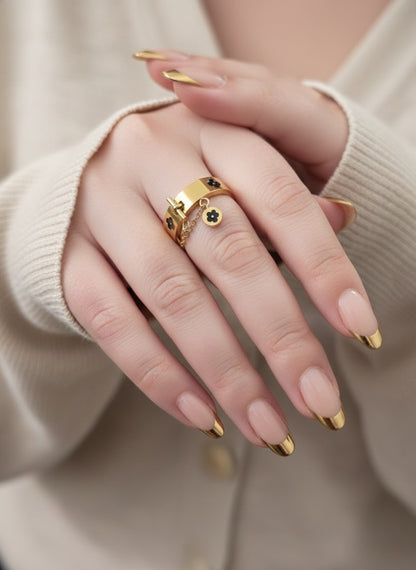 ALANAY LUCKY FLOWER RING