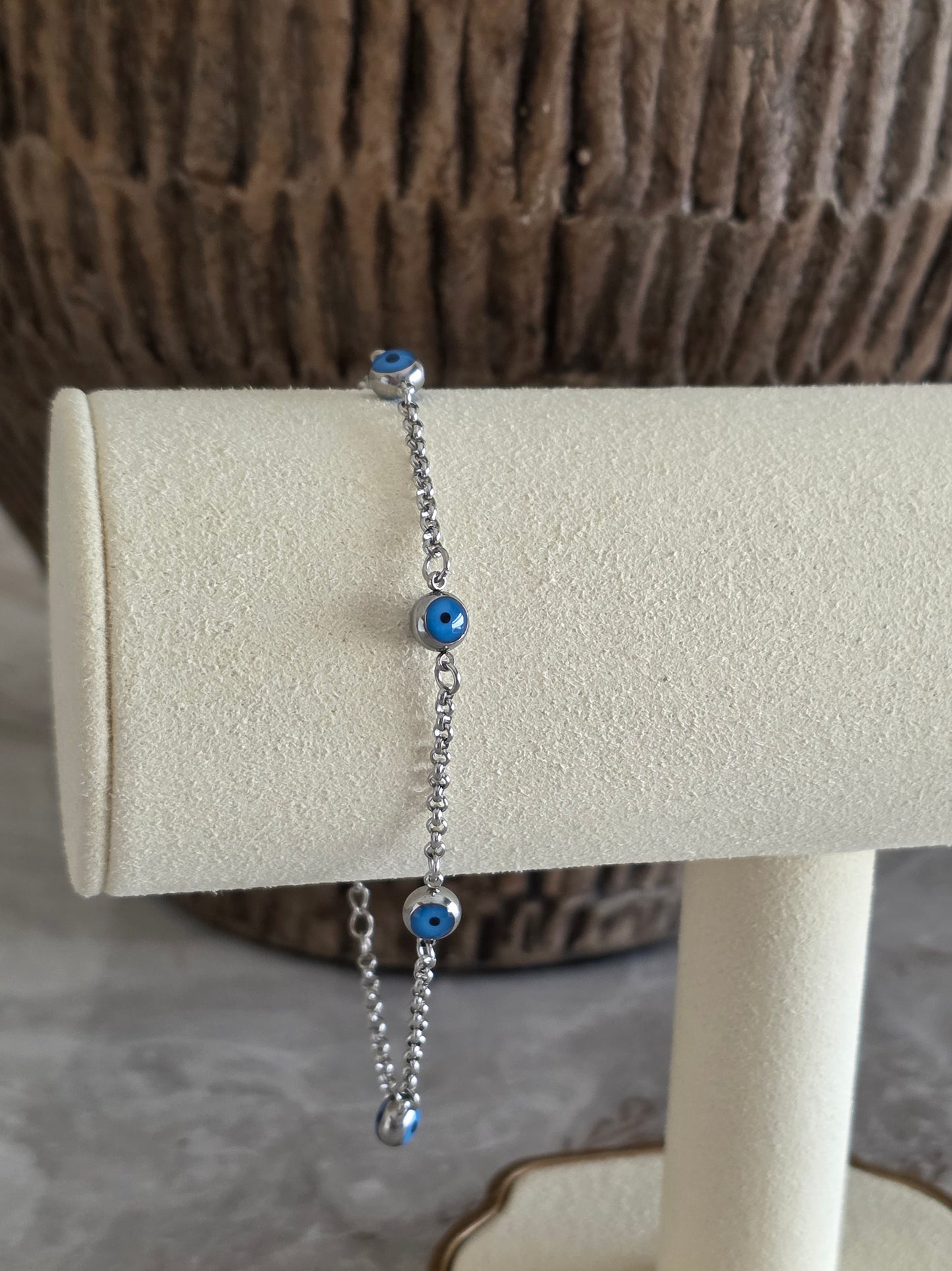 Silver evil eye bracelet