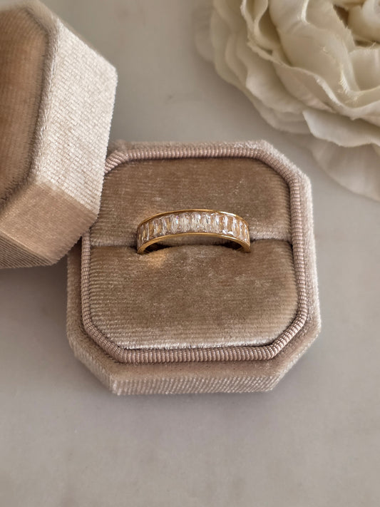 Gold cubic zirconia ring