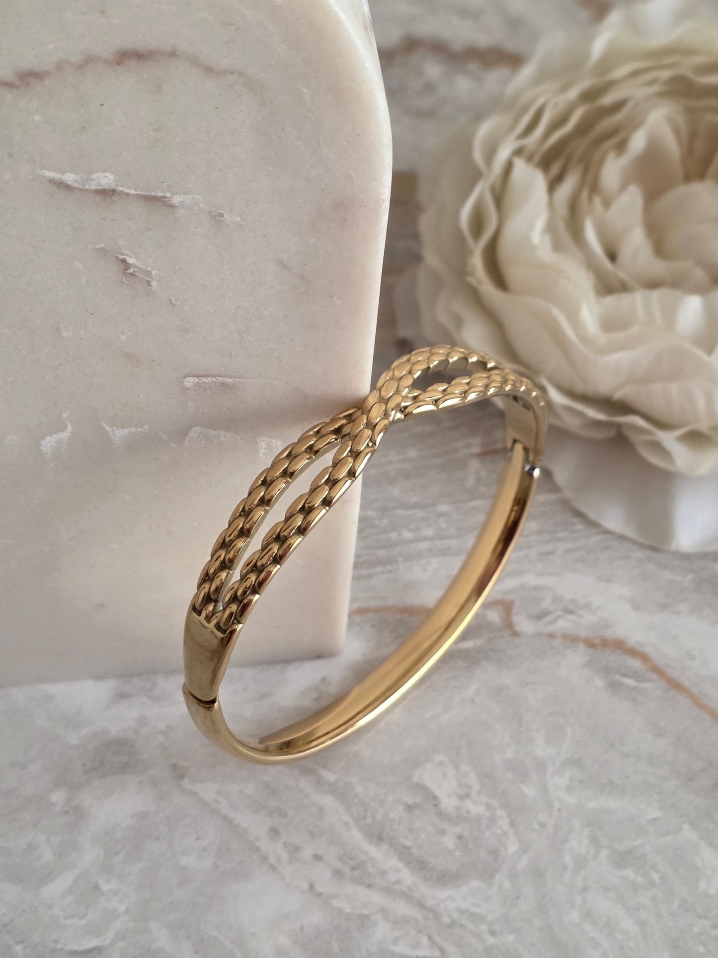 NAREN BANGLE