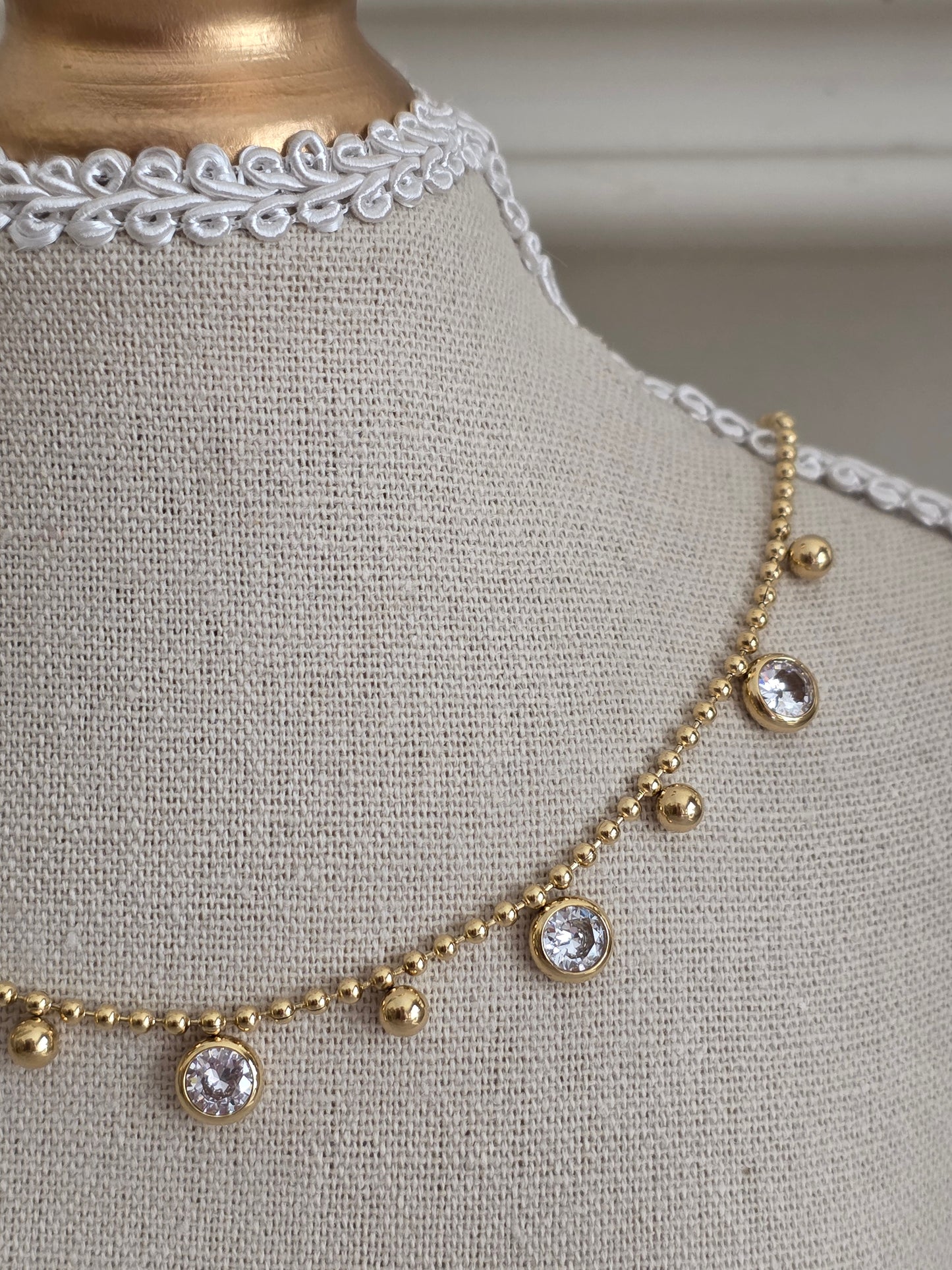 NAOMI NECKLACE
