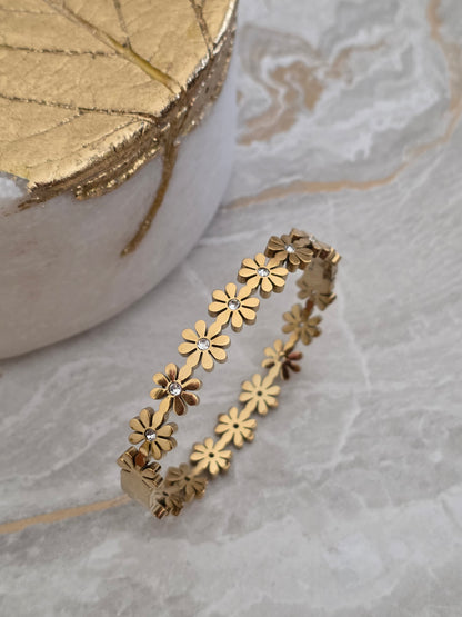 SEV FLOWER BANGLE