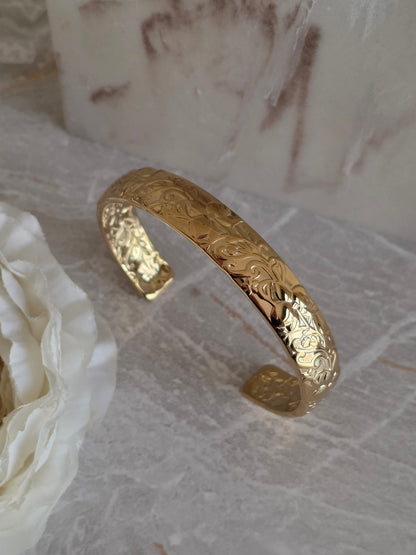 ELINA CUFF BANGLE