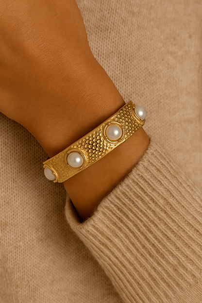 NEVEDA PEARL CUFF BANGLE