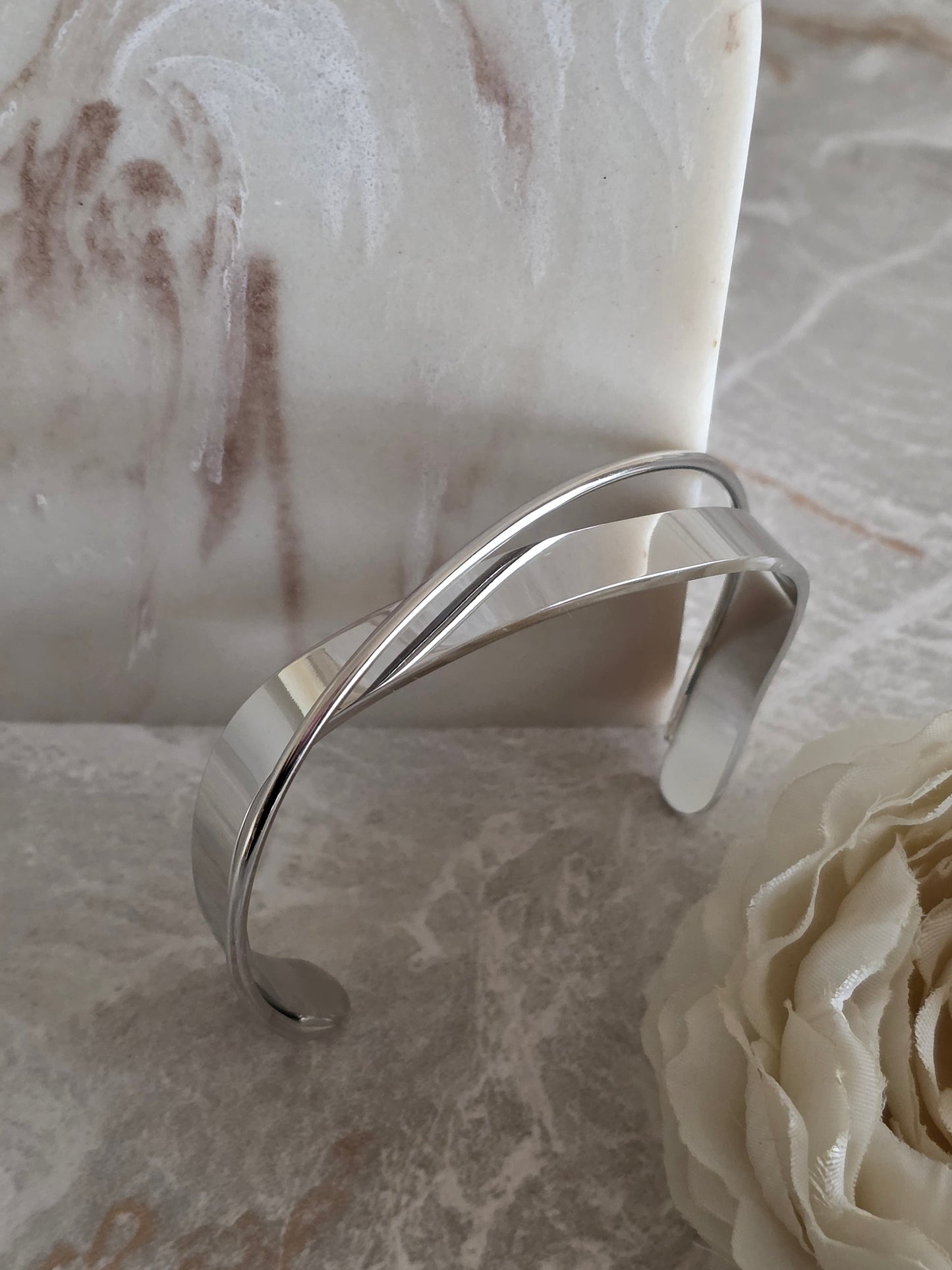 NARINA CUFF BANGLE SILVER