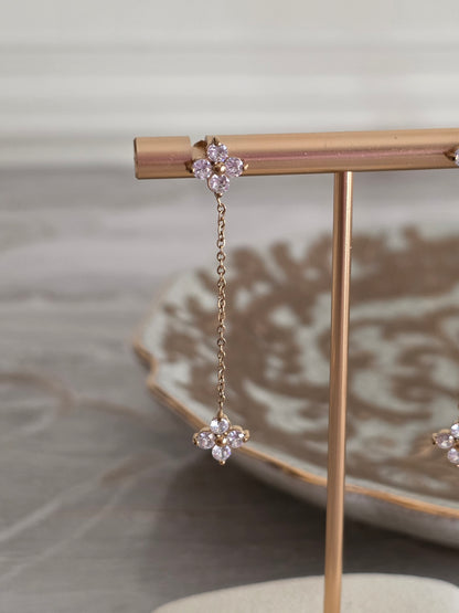 MIA LONG CLOVER EARRINGS