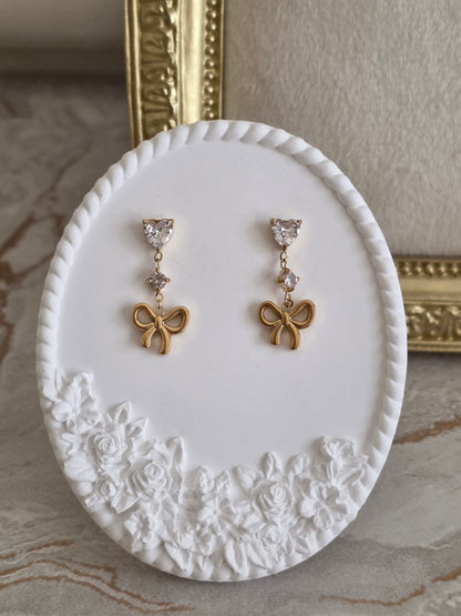 ASHRA BOW EARRINGS