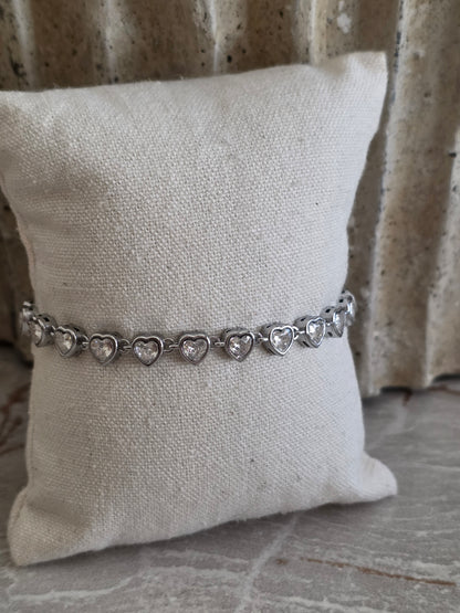 NESIL HEART TENNIS BRACELET SILVER