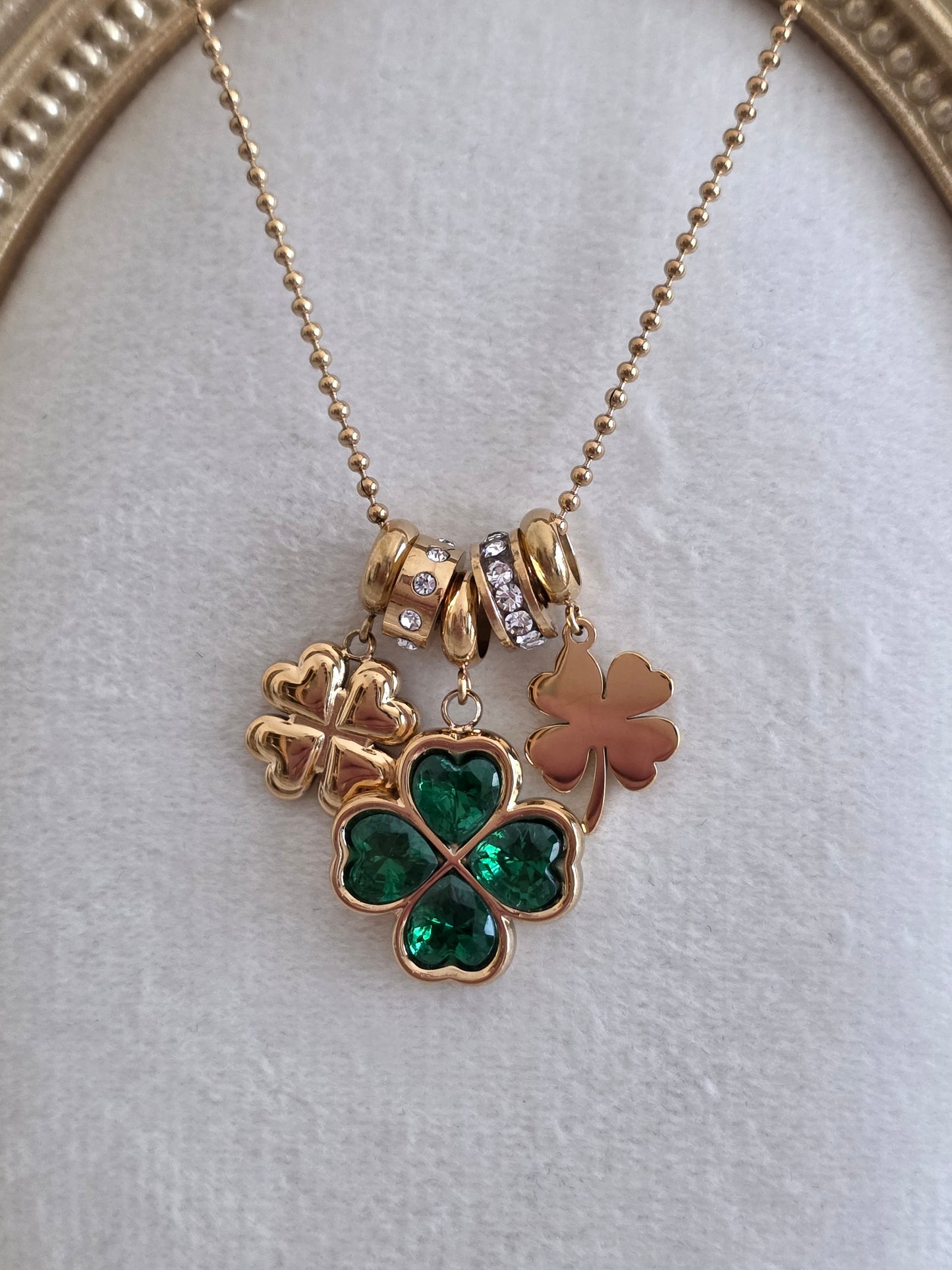 ESME CLOVER NECKLACE