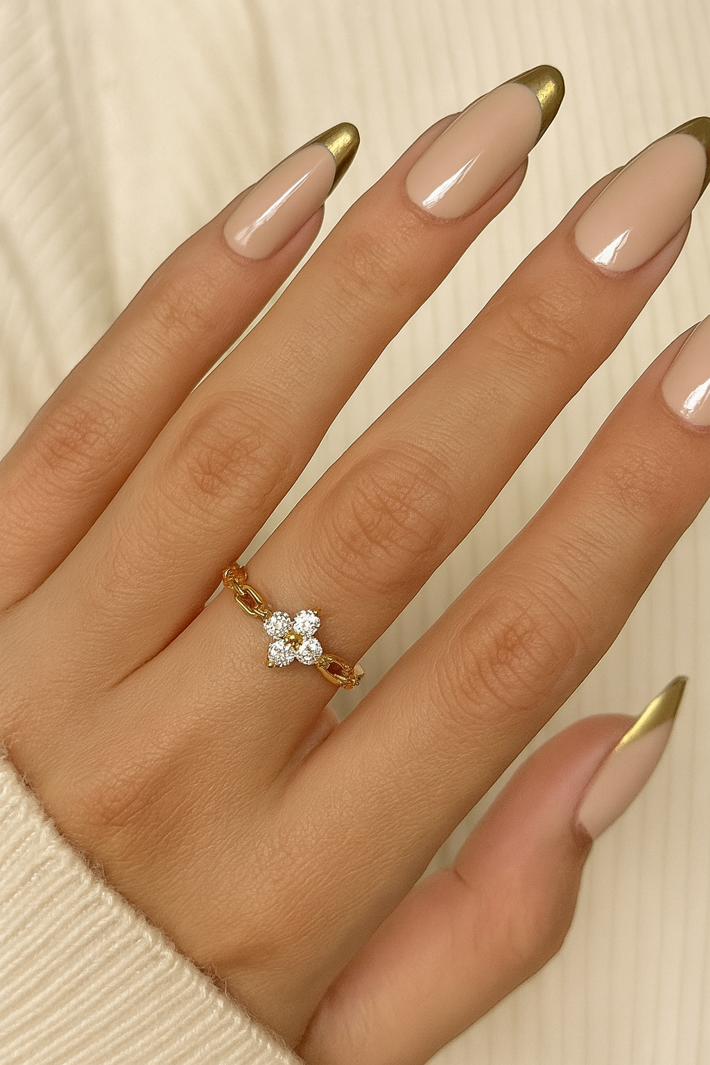 SARRA CLOVER RING