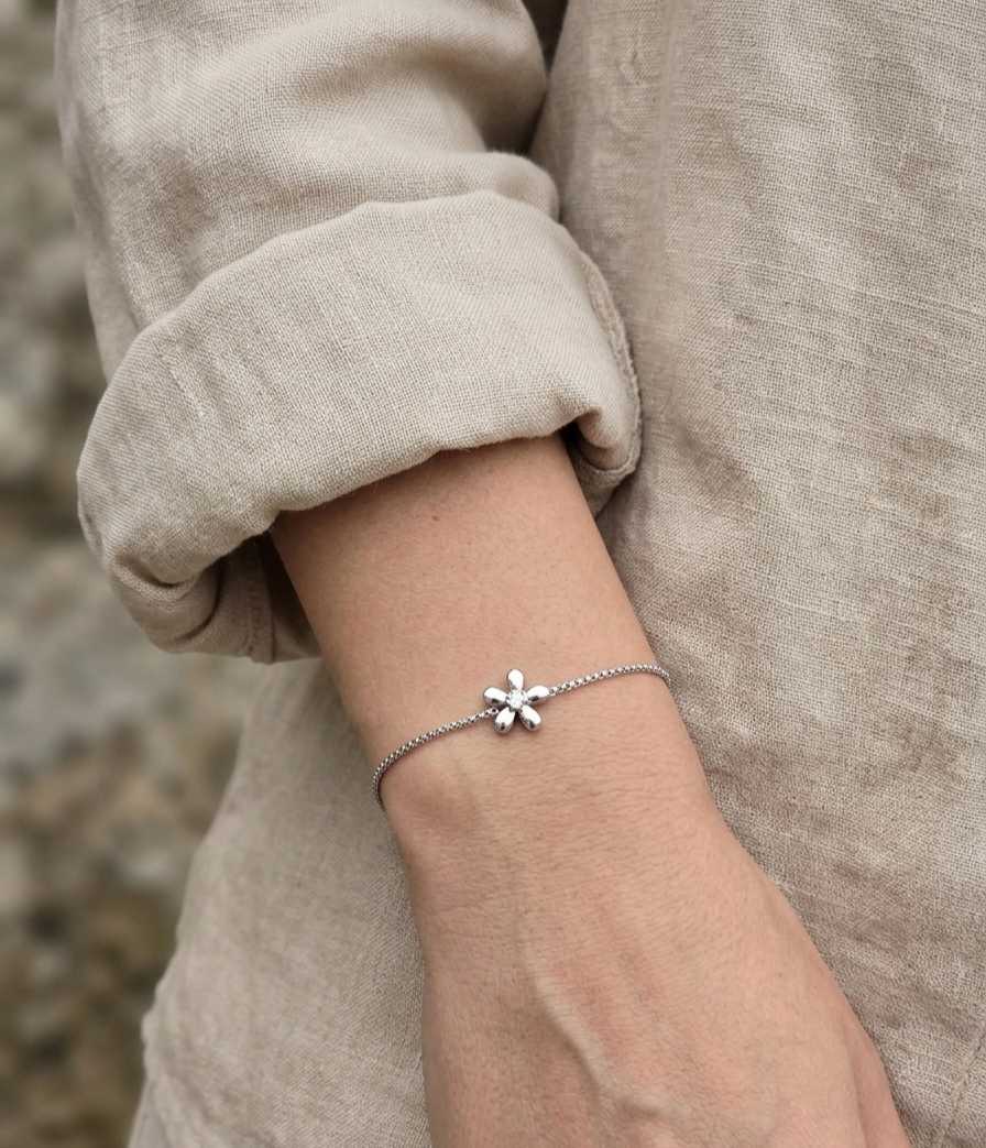 ASKIN FLOWER PENDANT BRACELET SILVER