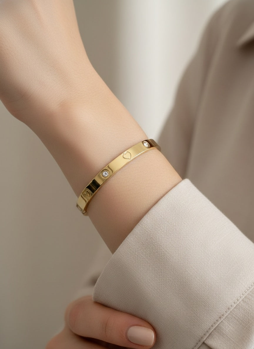 KAYDA HEART BANGLE