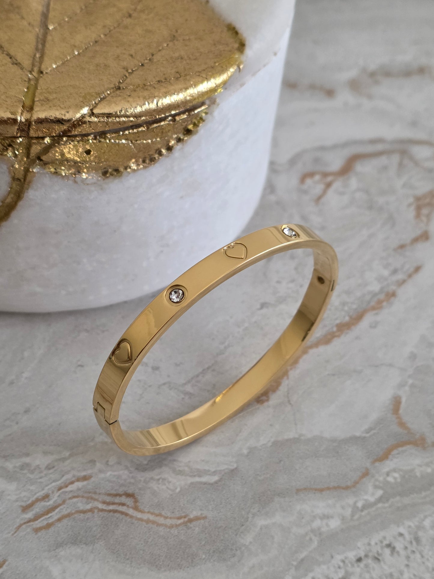 KAYDA HEART BANGLE