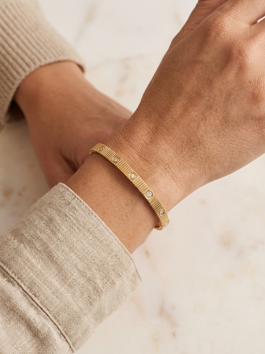 TANA BANGLE