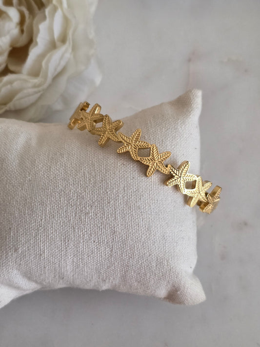 Gold Starfish bangle