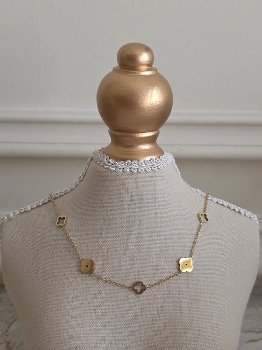 Gold petite clover Necklace 